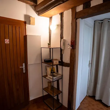 5 Personnes 50 M2 Hyper Centre *