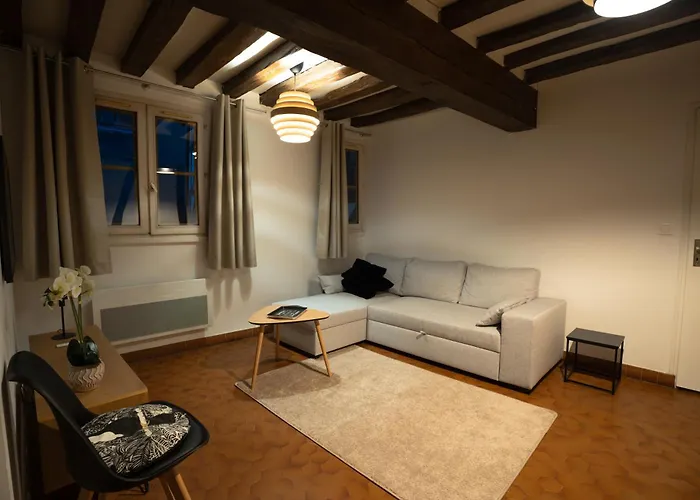 5 Personnes 50 M2 Hyper Centre روان